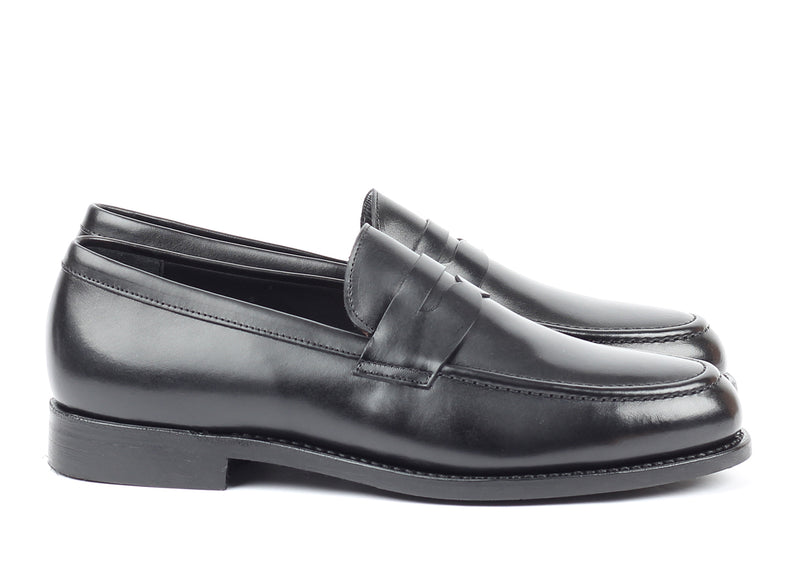 Vika -  Black Calf - Loafer